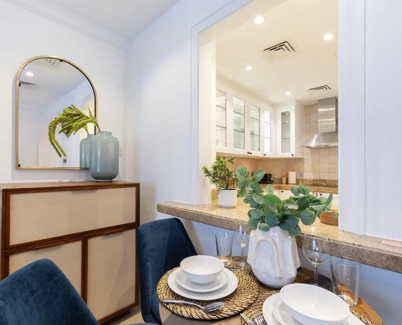 Eden'S Homes & Villas - Burj Khalifa Community Dubai 0*,  United Arab Emirates