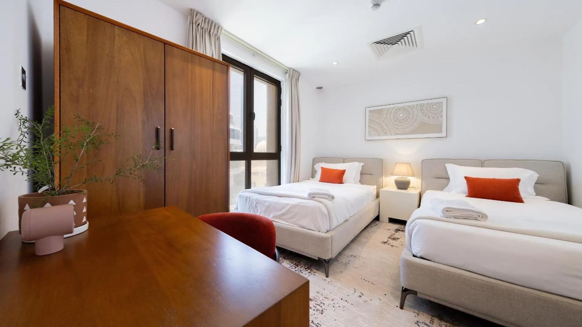 Eden'S Homes & Villas - Burj Khalifa Community Dubai 0*,  United Arab Emirates